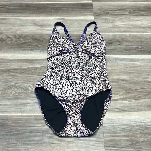 Speedo Other - 🏁 Speedo one piece  bathing suit size 10